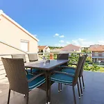 Apartmani Mandic With Parking