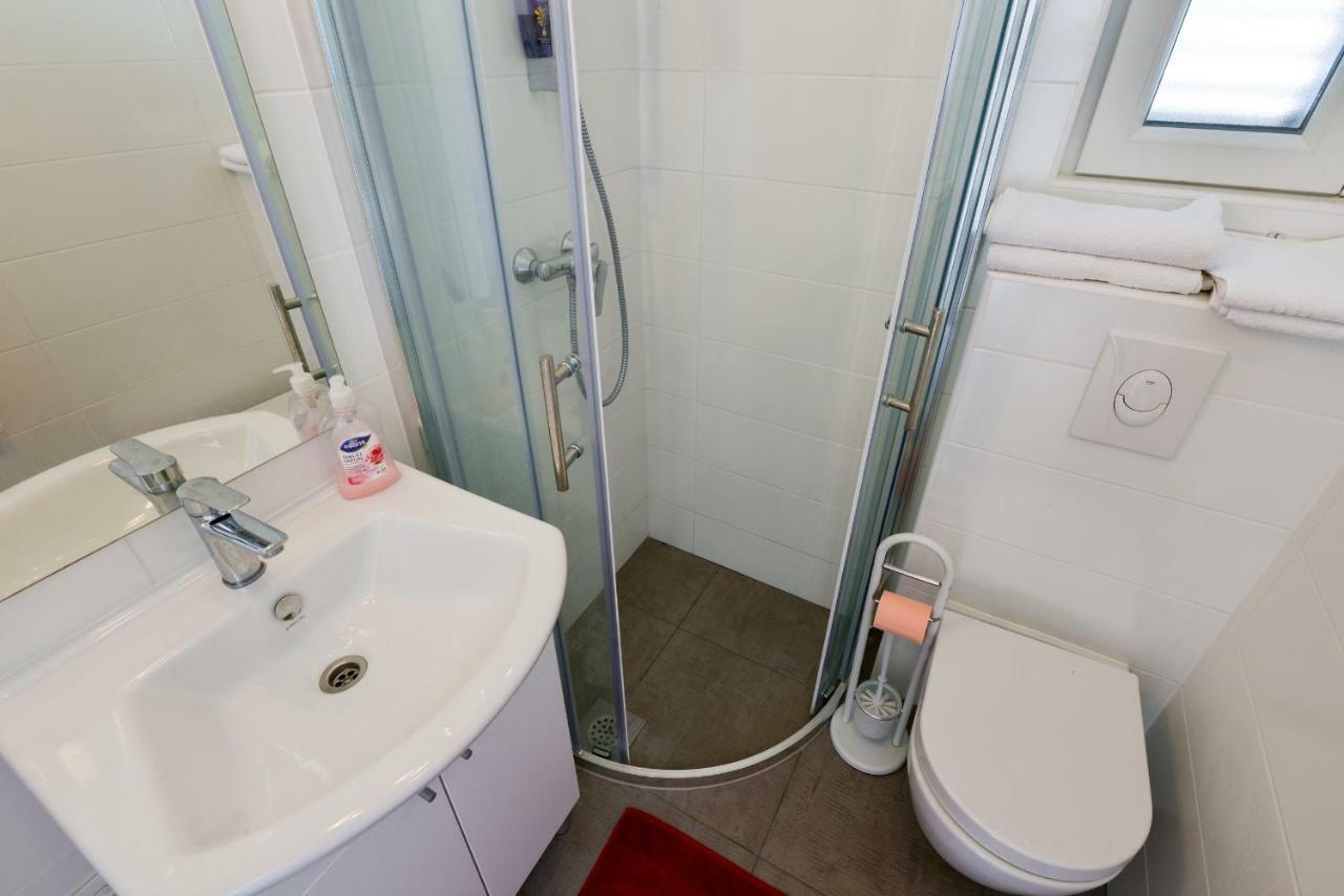Appartement Mandic With Parking Zadar