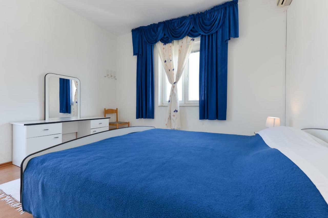 Mandic With Parking Appartement Zadar